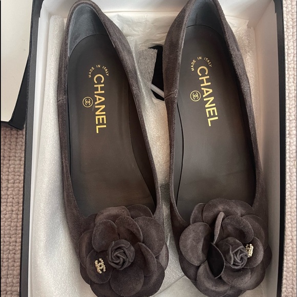 CHANEL, Shoes, Chanel Dark Grey Camelia Flower Flat Suede Shoes